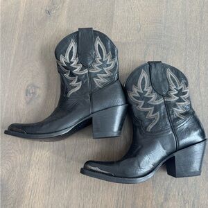 IDYLLWIND WOMEN'S WHEELS BOOTS 8.5 METAL TIP EXCELLENT CONDITION